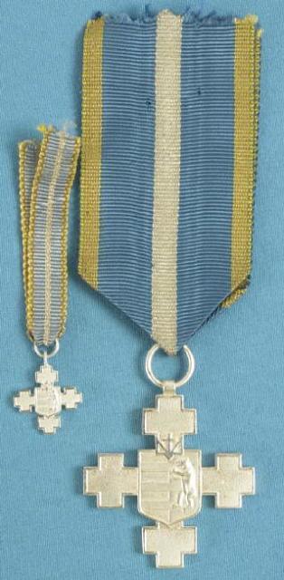 Меморіальні поперечини Карпатська Січ, Україна