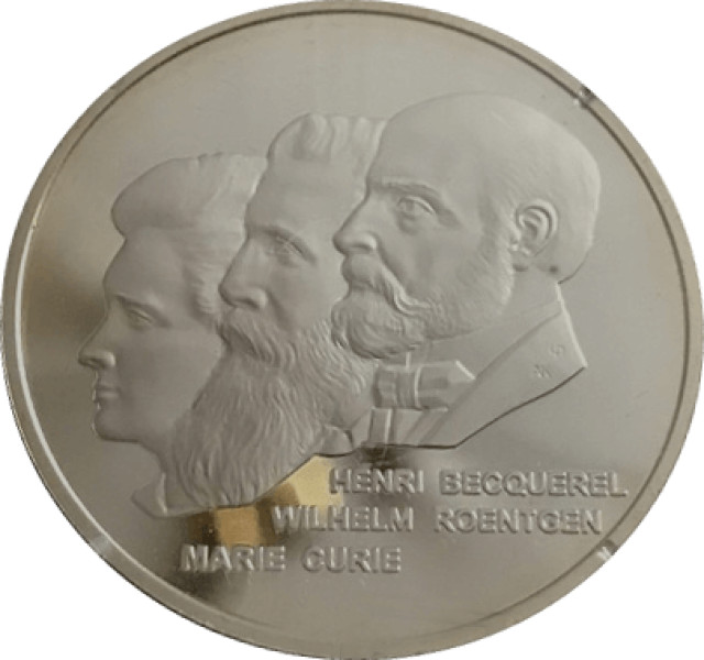 1 Кюрі, Україна