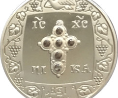 Українська традиція натільних і нагрудних хрестів, Україна